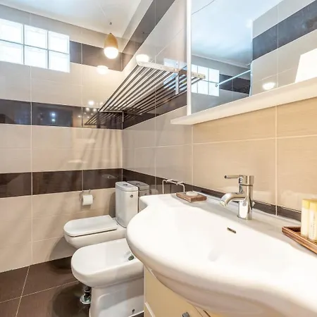 Guestready - Porta De Alfama, For Up To 6 Guests! דירה *