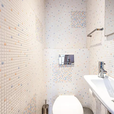 Appartamento Guestready - Porta De Alfama, For Up To 6 Guests! Lisbona