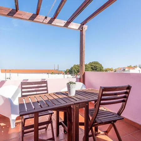 Guestready - Porta De Alfama, For Up To 6 Guests! דירה
