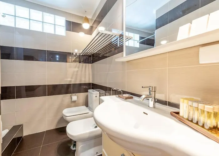 Guestready - Porta De Alfama, For Up To 6 Guests! Διαμέρισμα *