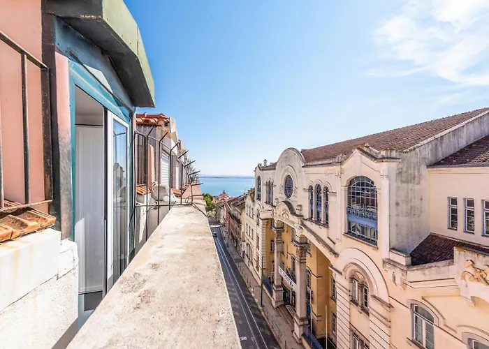 Guestready - Porta De Alfama, For Up To 6 Guests! Лісабон